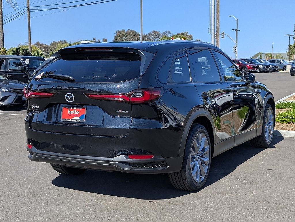 2026 Mazda CX-90 3.3 Turbo Preferred photo 8