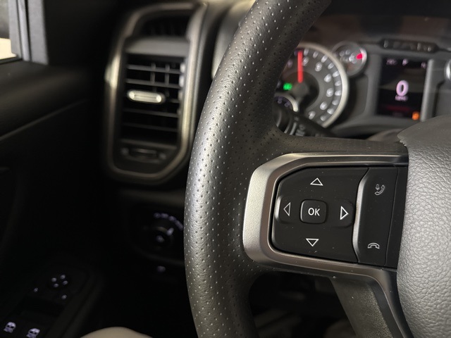 2025 Ram 1500 Tradesman photo 15
