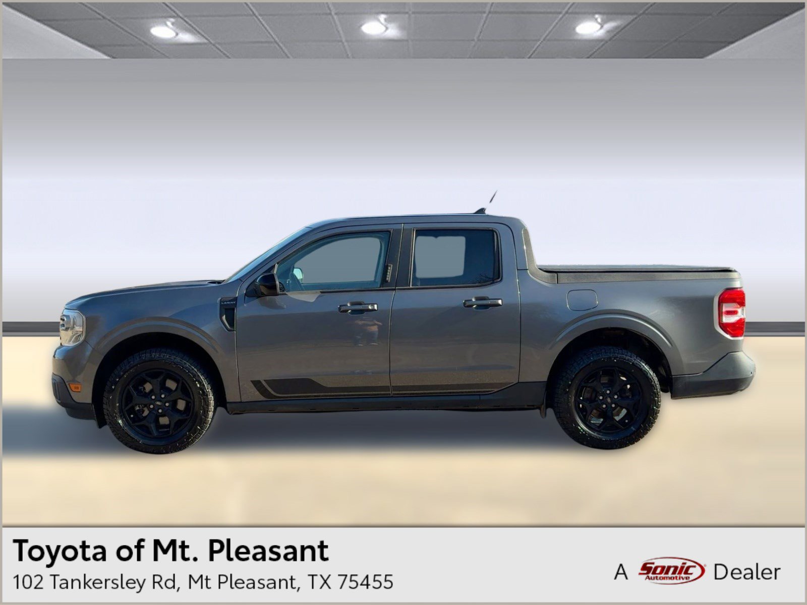 2022 Ford Maverick Lariat's photo