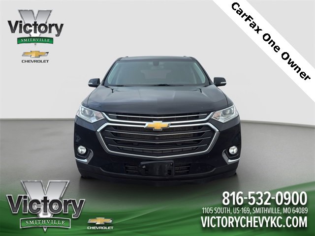 Used 2020 Chevrolet Traverse 1LT with VIN 1GNERGKW8LJ243180 for sale in Kansas City