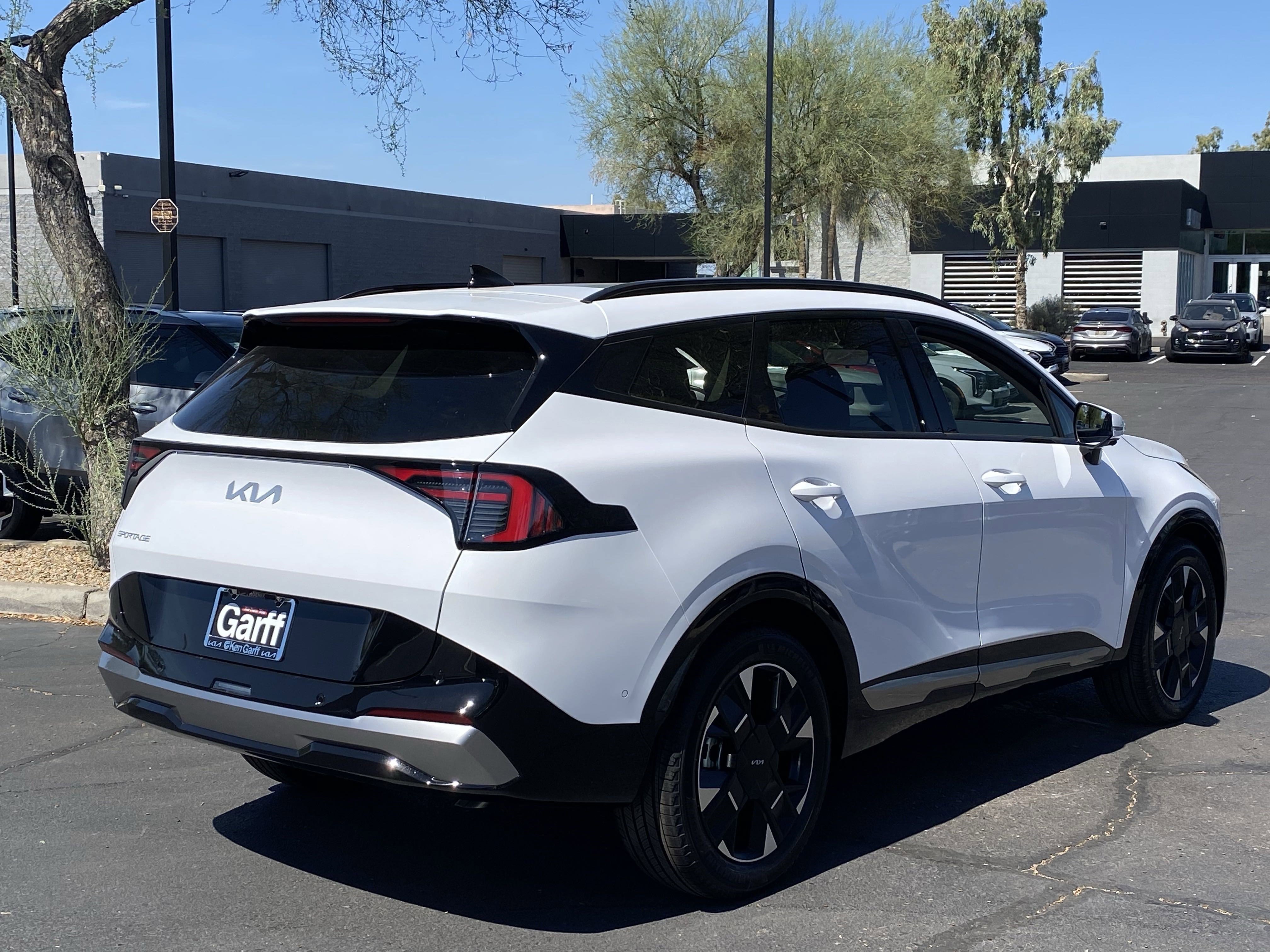 2026 Kia Sportage SX Prestige photo 2