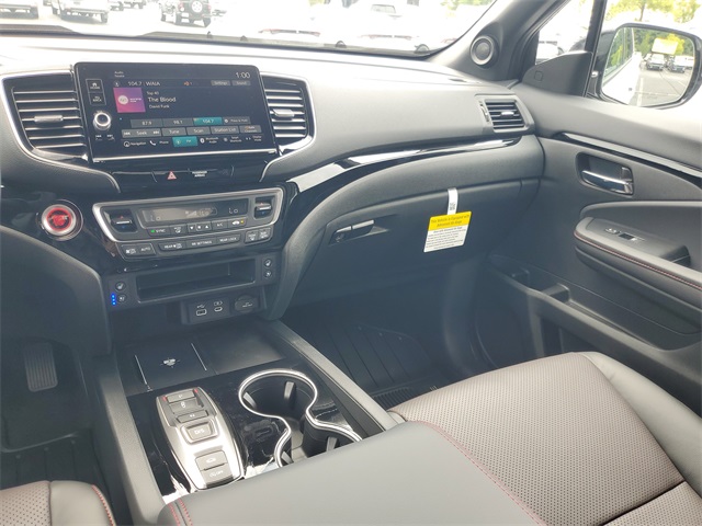 2025 Honda Ridgeline Black Edition photo 12