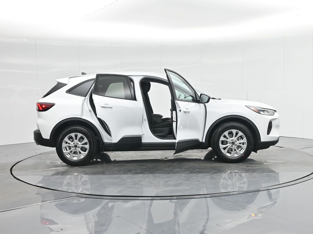 2025 Ford Escape Active photo 3