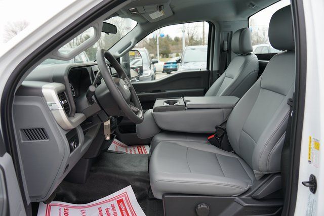 2023 FORD F-350 - Image 9