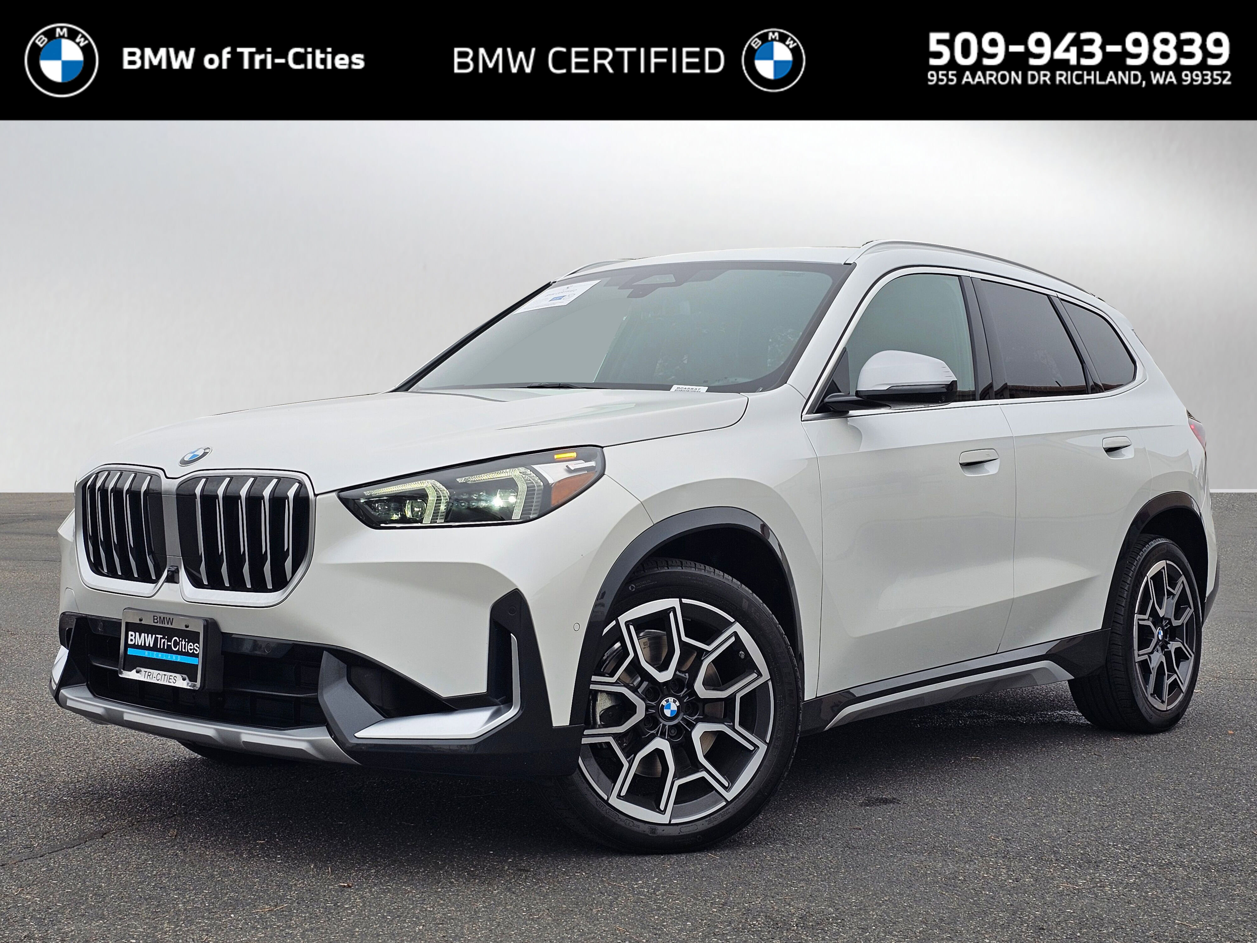 2023 BMW X1 28i's photo