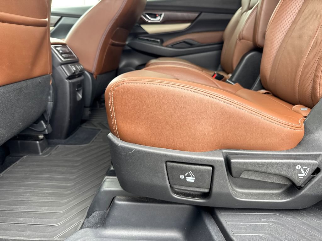 2021 Subaru Ascent Touring photo 19