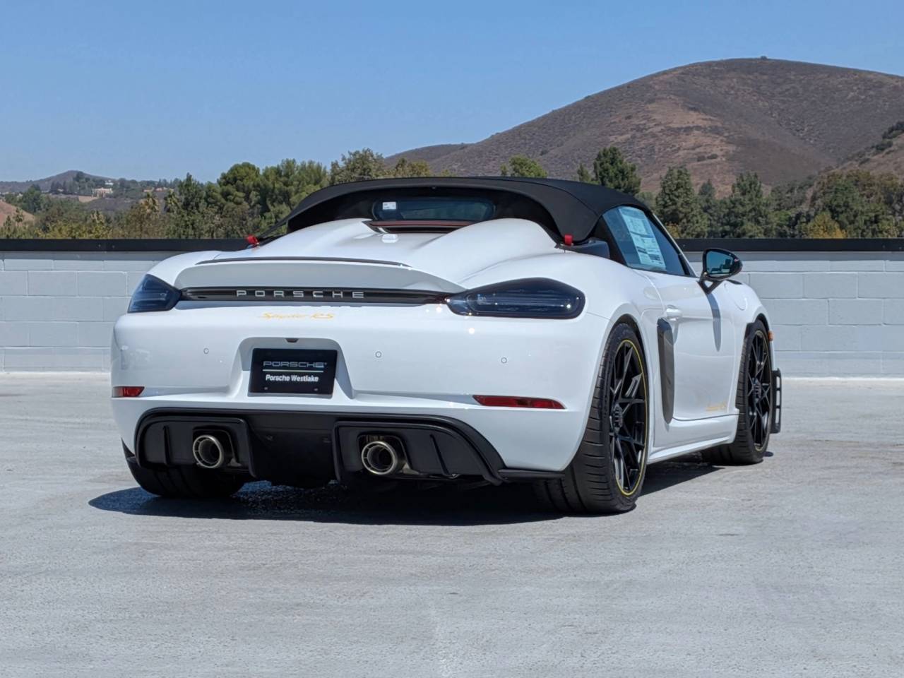2025 Porsche Boxster Spyder photo 9