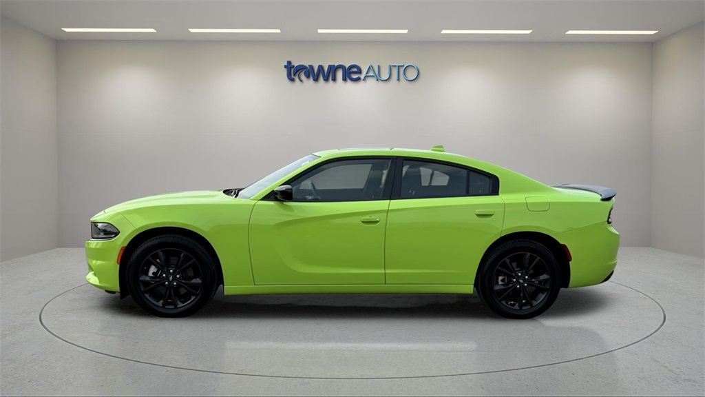 2023 Dodge Charger SXT photo 2