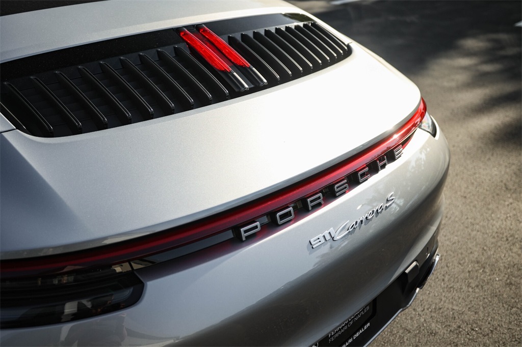 Used 2021 GT Silver Metallic Porsche Carrera S image 17