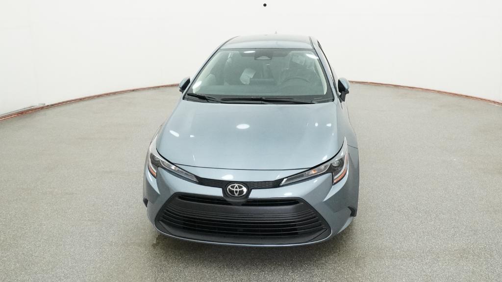 2026 Toyota Corolla LE photo 2