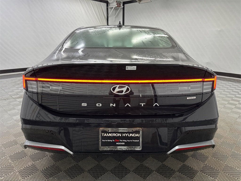 2025 Hyundai Sonata Hybrid SE photo 4