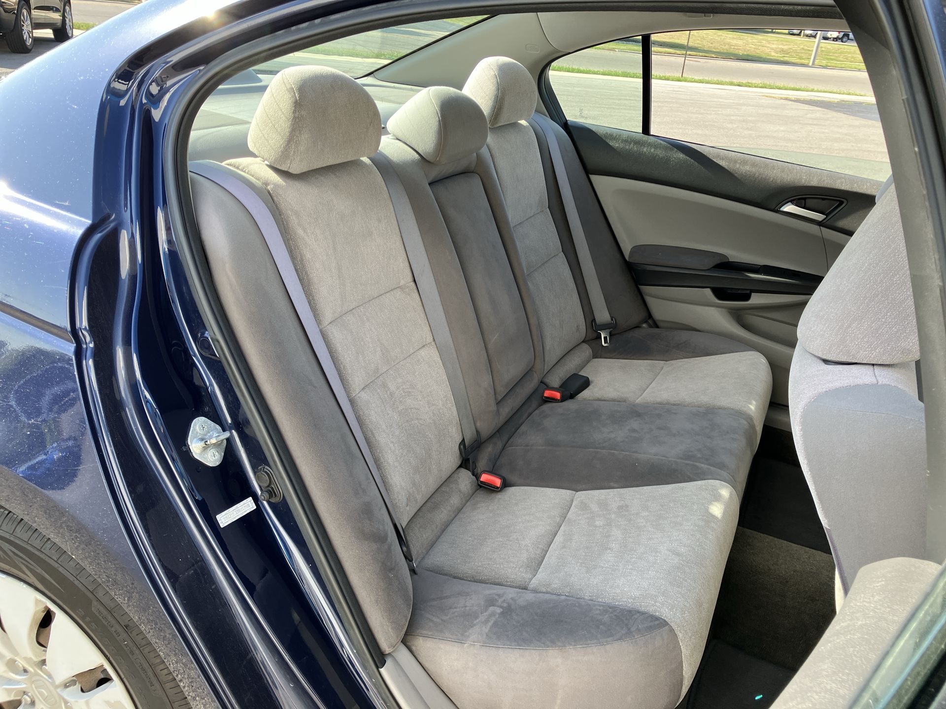 2010 Honda Accord LX photo 13