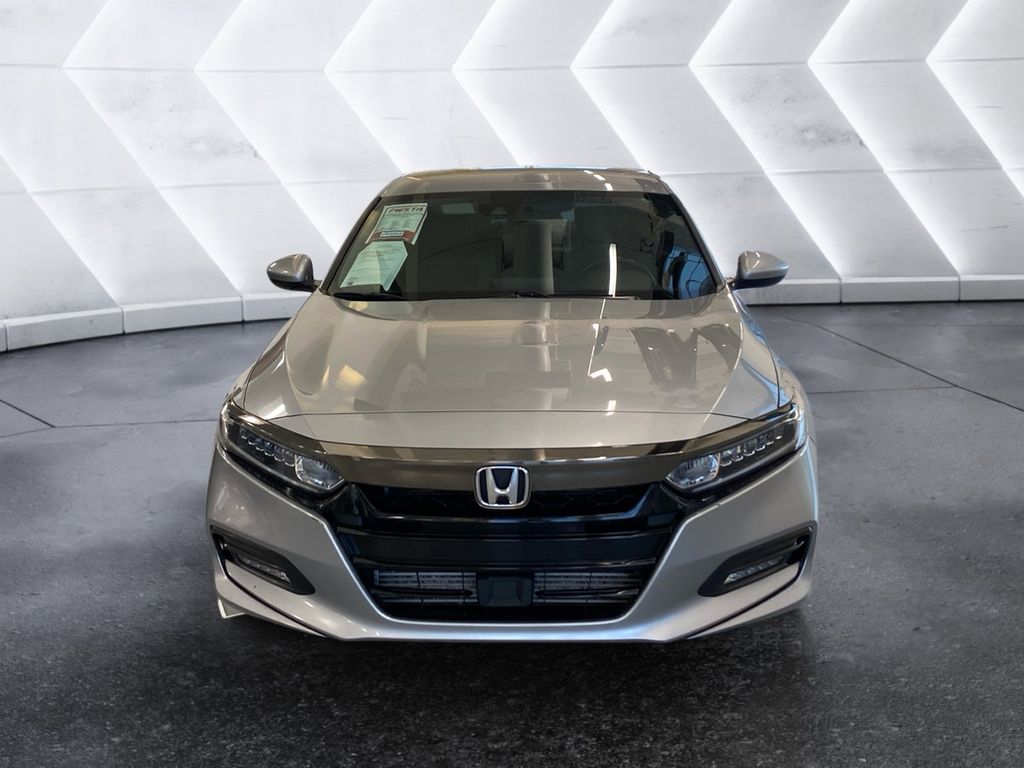 2019 Honda Accord Sport photo 2
