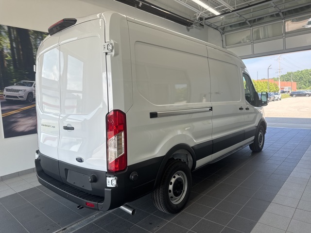 2025 Ford Transit Cargo Van photo 6