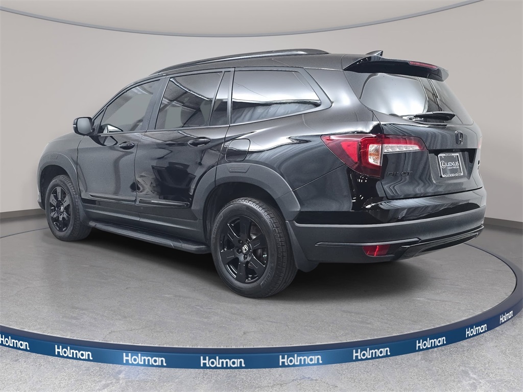 2022 Honda Pilot TrailSport photo 2
