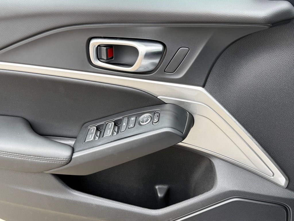2025 Acura Integra Base photo 32
