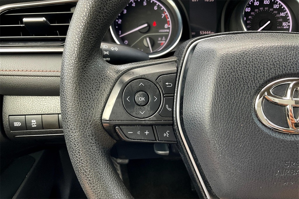 2019 Toyota Camry LE photo 17