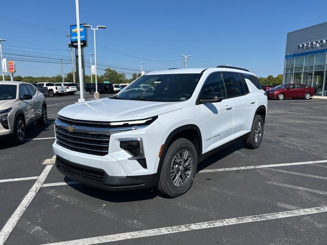 2026 Chevrolet Traverse photo 6
