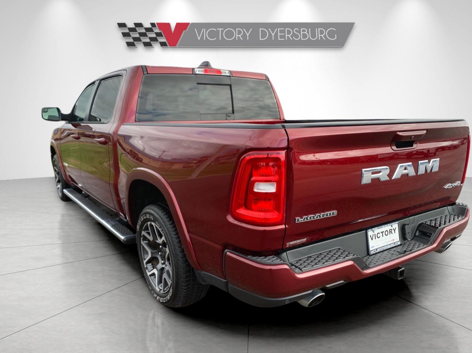 2025 Ram 1500 Laramie photo 2