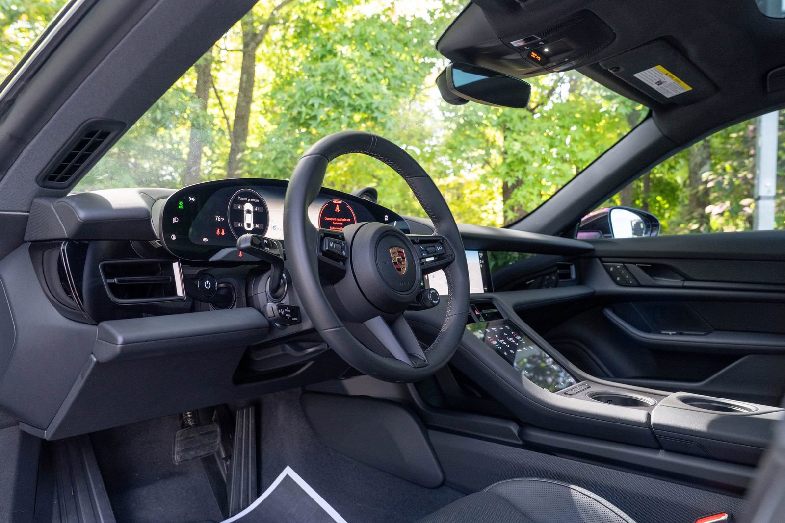 2024 Porsche Taycan 4S photo 4