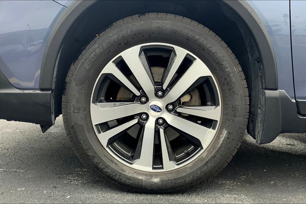 2018 Subaru Outback 2.5i photo 3
