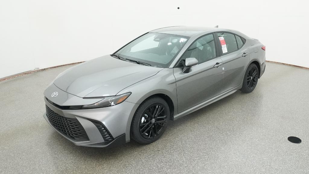 2026 Toyota Camry SE's photo