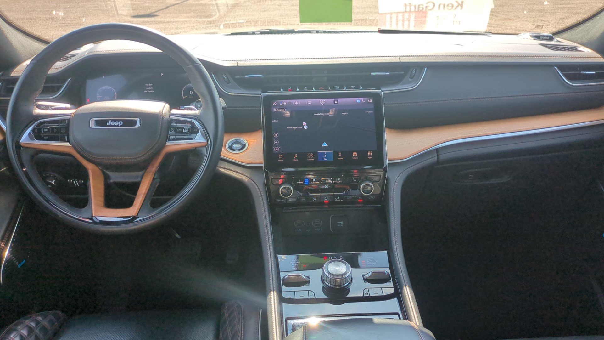 2021 Jeep Grand Cherokee L Summit Reserve photo 27
