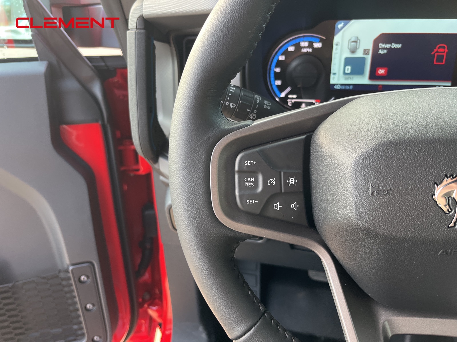 2024 Ford Bronco Black Diamond photo 5