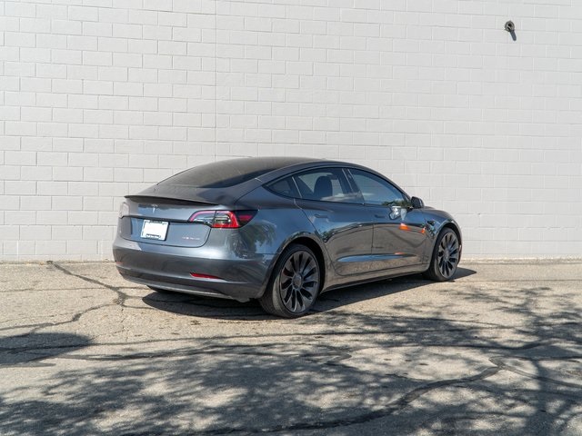 2023 Tesla Model 3 Performance photo 7