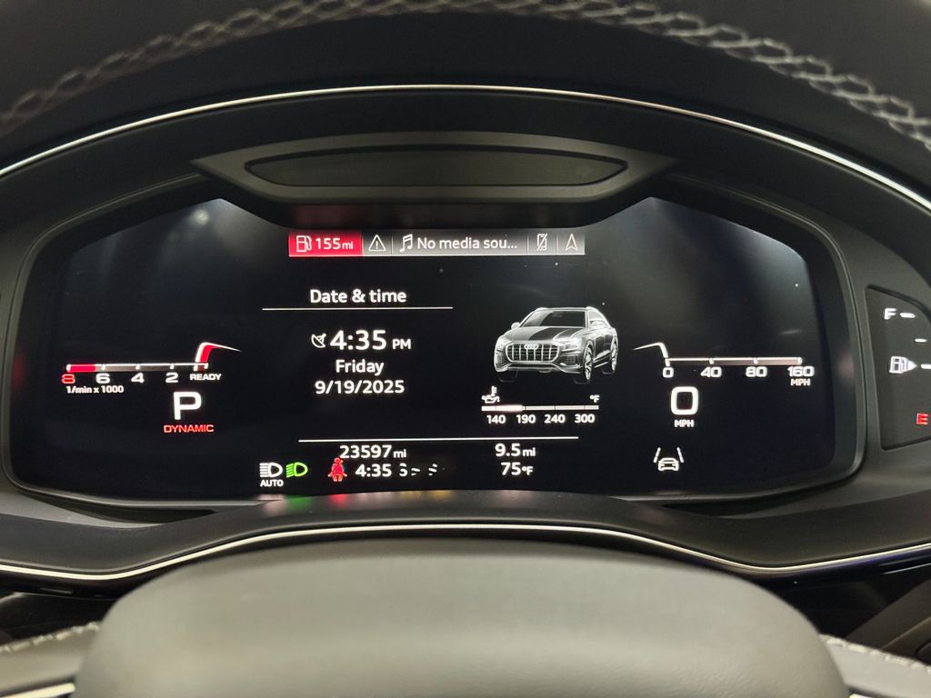 2022 Audi Q8 55 Premium Plus photo 9