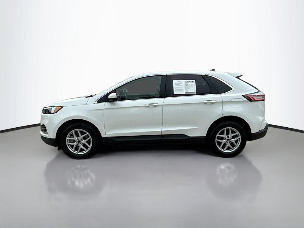 2023 Ford Edge SEL photo 4