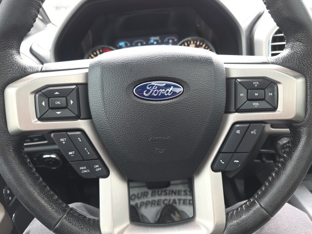 2016 Ford F-150 Platinum photo 21