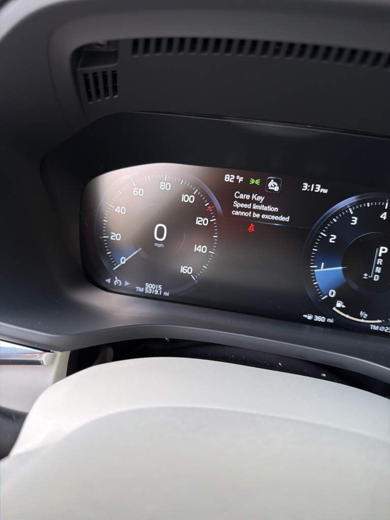 2021 Volvo XC60 T5 Inscription photo 4