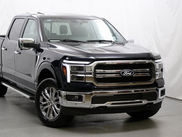 2025 Ford F-150 Lariat photo 2