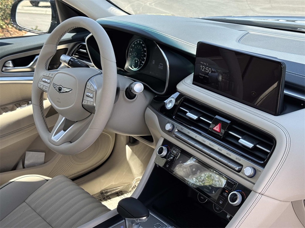 2026 Genesis G70 2.5T Prestige photo 25