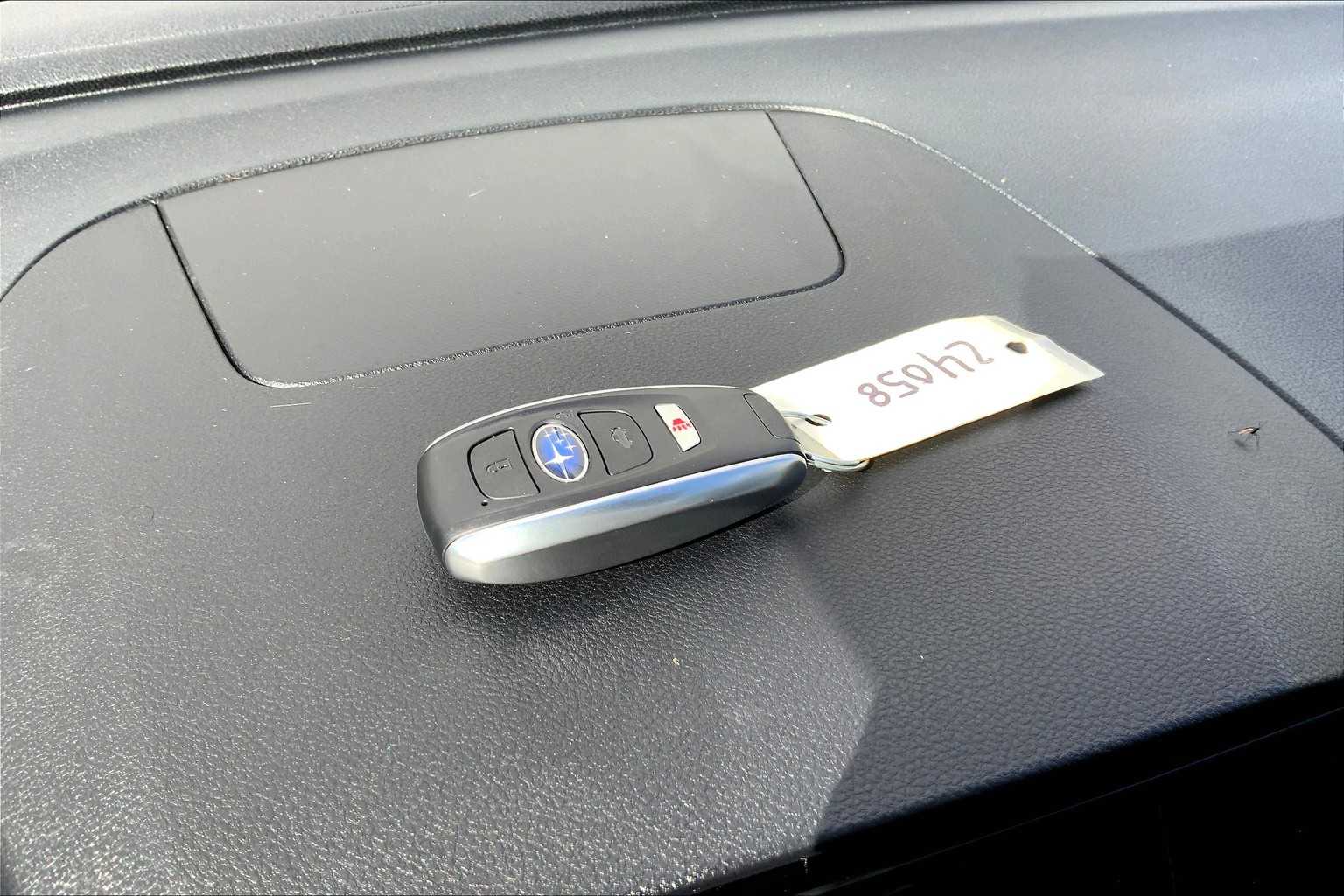 2024 Subaru Crosstrek Premium photo 13