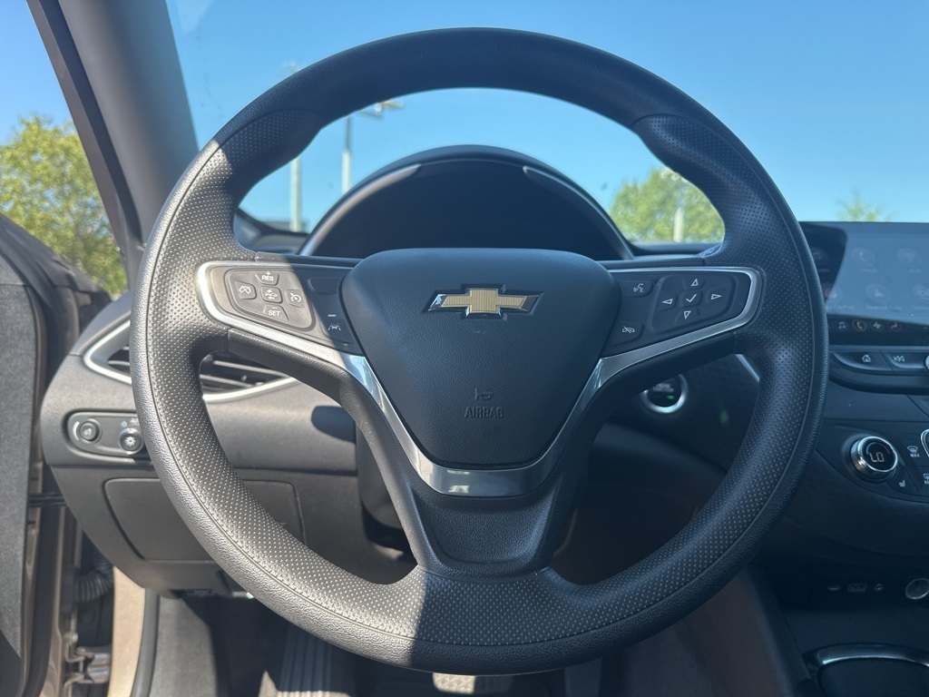 2023 Chevrolet Malibu 1LT photo 7