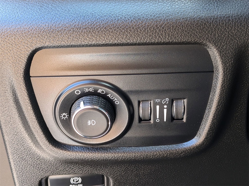2023 Jeep Grand Cherokee Limited photo 12