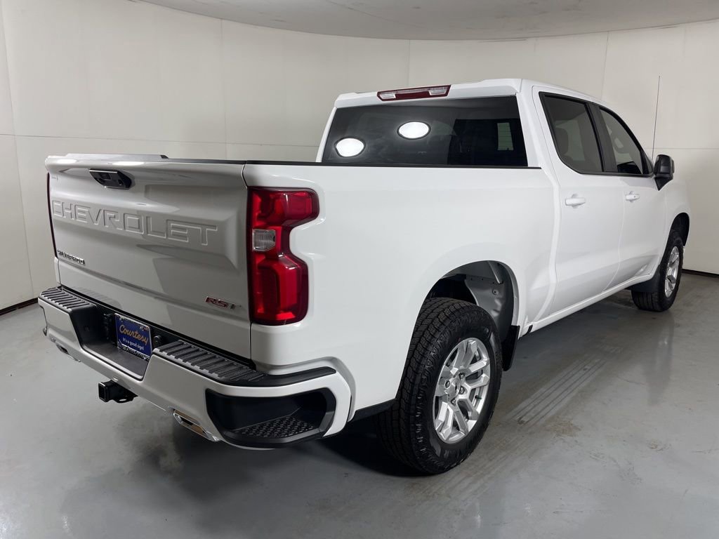 2026 Chevrolet Silverado 1500 RST photo 4