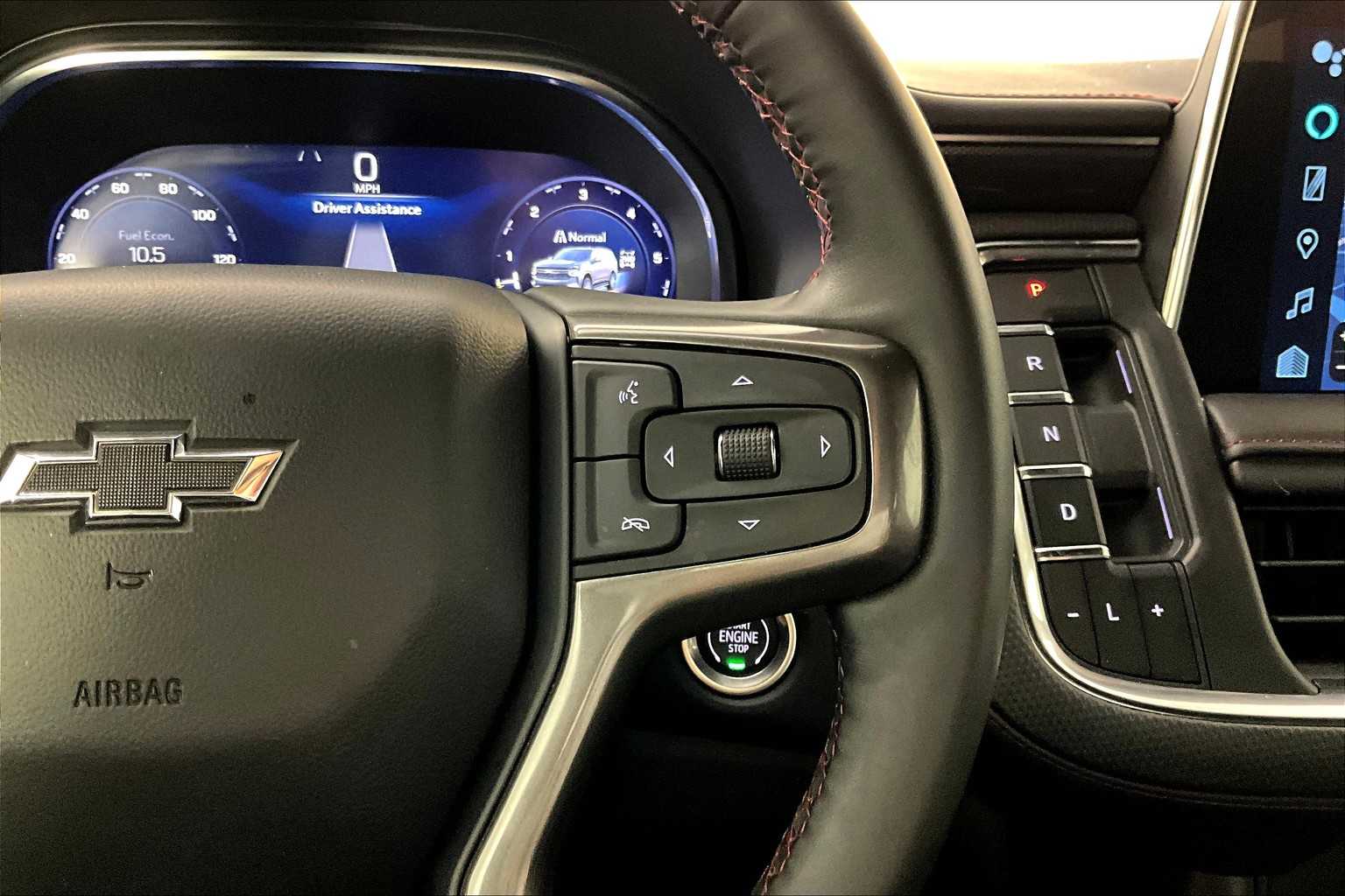 2024 Chevrolet Suburban RST photo 22