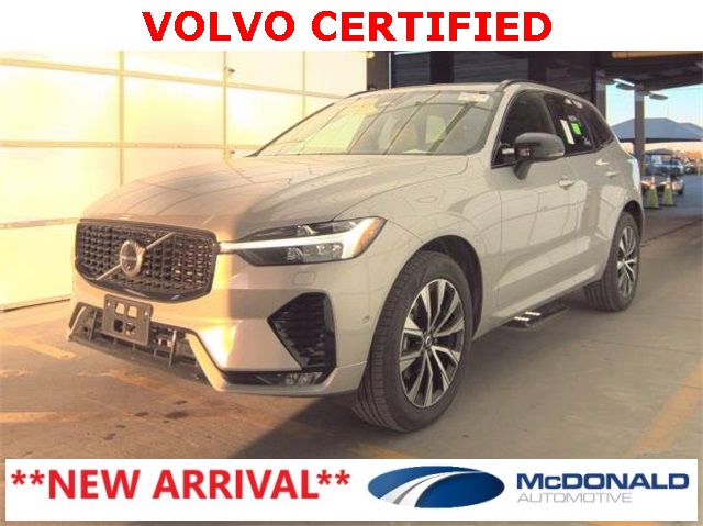 2025 Volvo XC60 Plus's photo