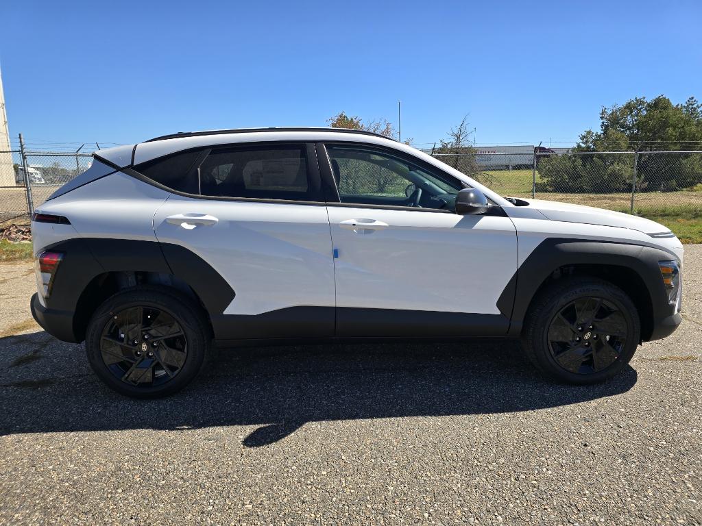 2026 Hyundai Kona SEL photo 4