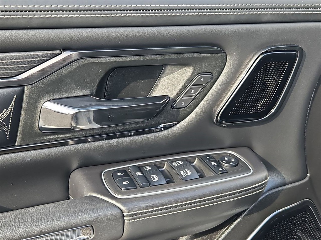 2023 Ram 1500 Limited photo 10