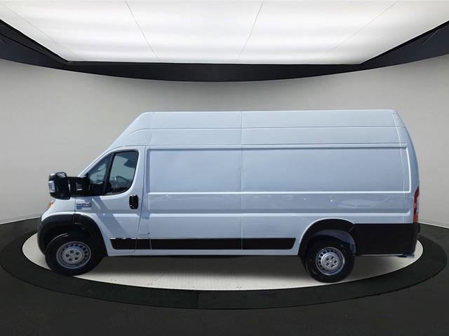2024 Ram 3500 Tradesman photo 4