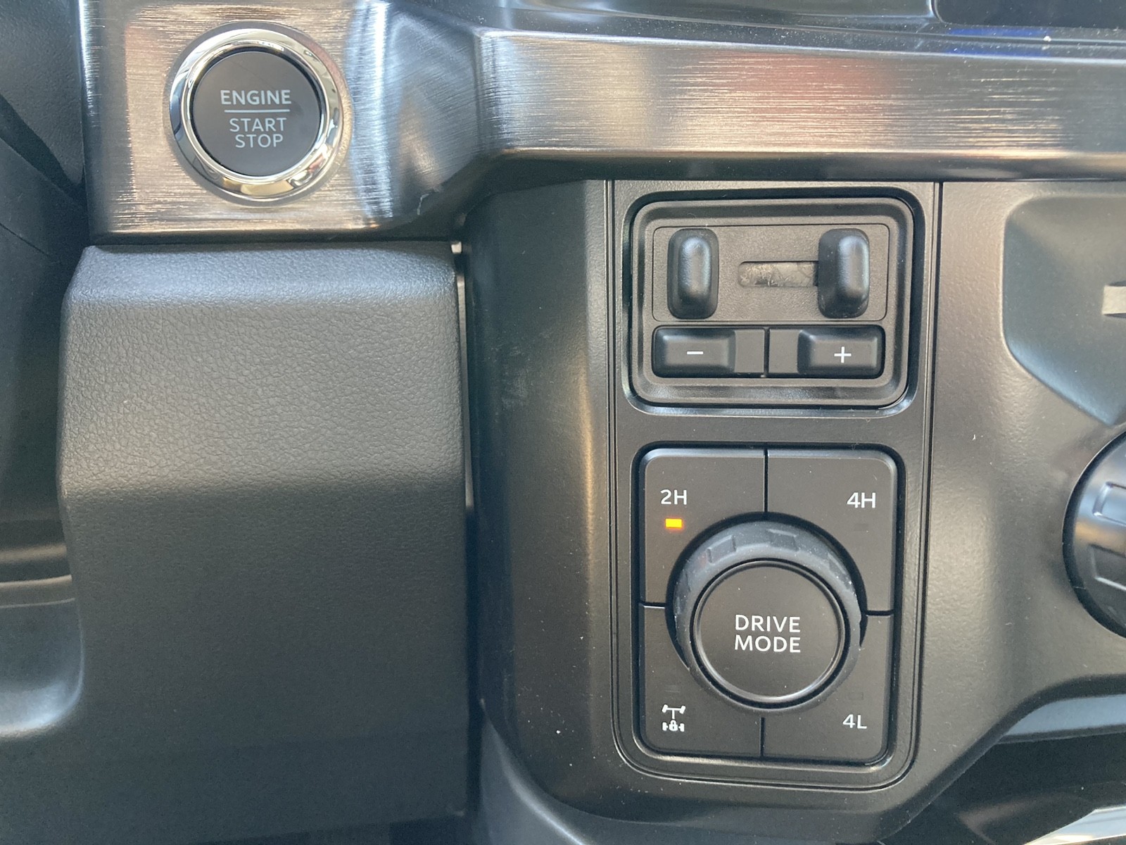 2026 Ford F-250 Lariat photo 11