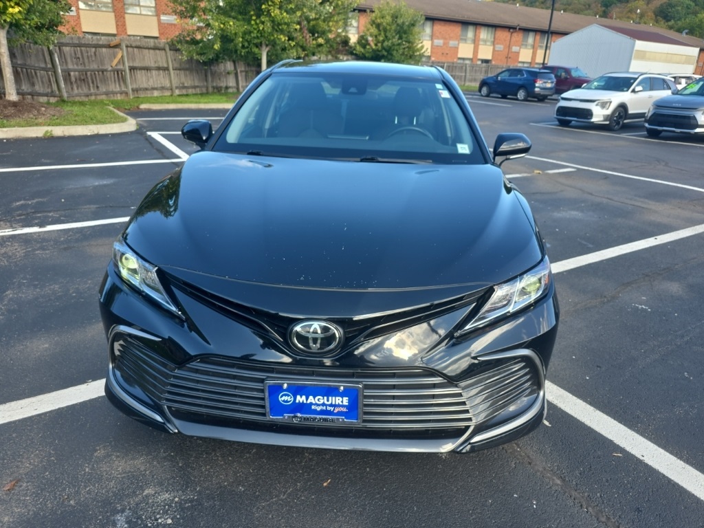 2022 Toyota Camry LE photo 5