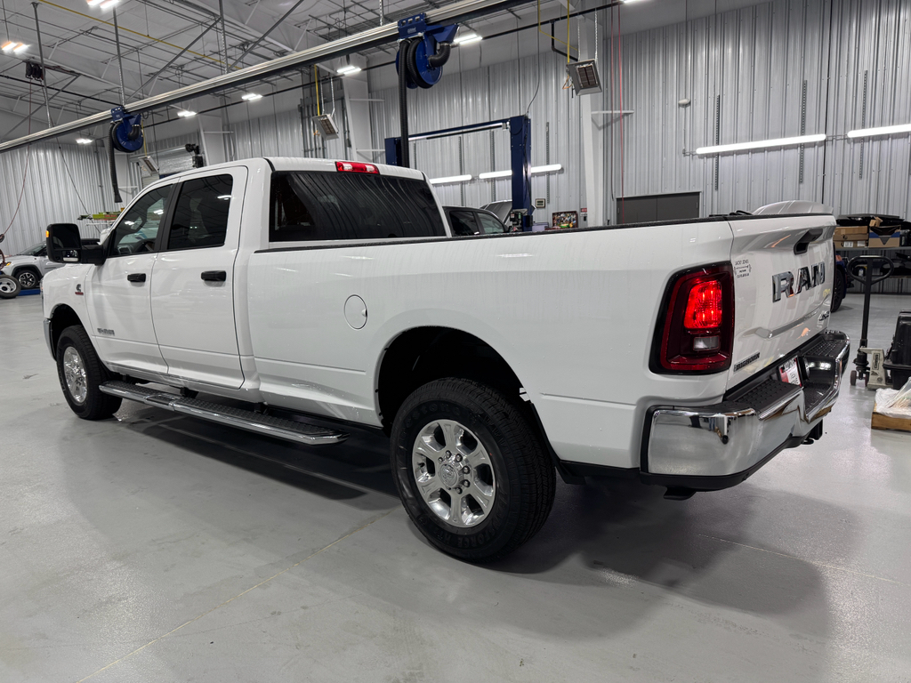 2025 Ram 3500 Big Horn photo 10
