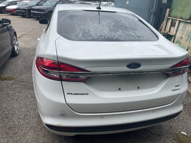 2018 Ford Fusion SE photo 5
