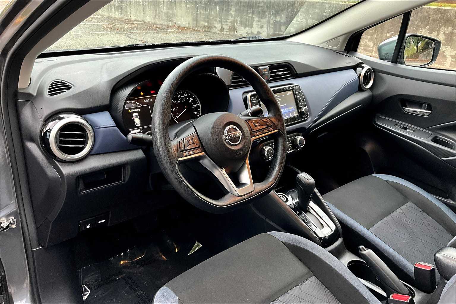 2024 Nissan Versa SV photo 16