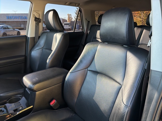 2021 Toyota 4Runner Nightshade Edition photo 4